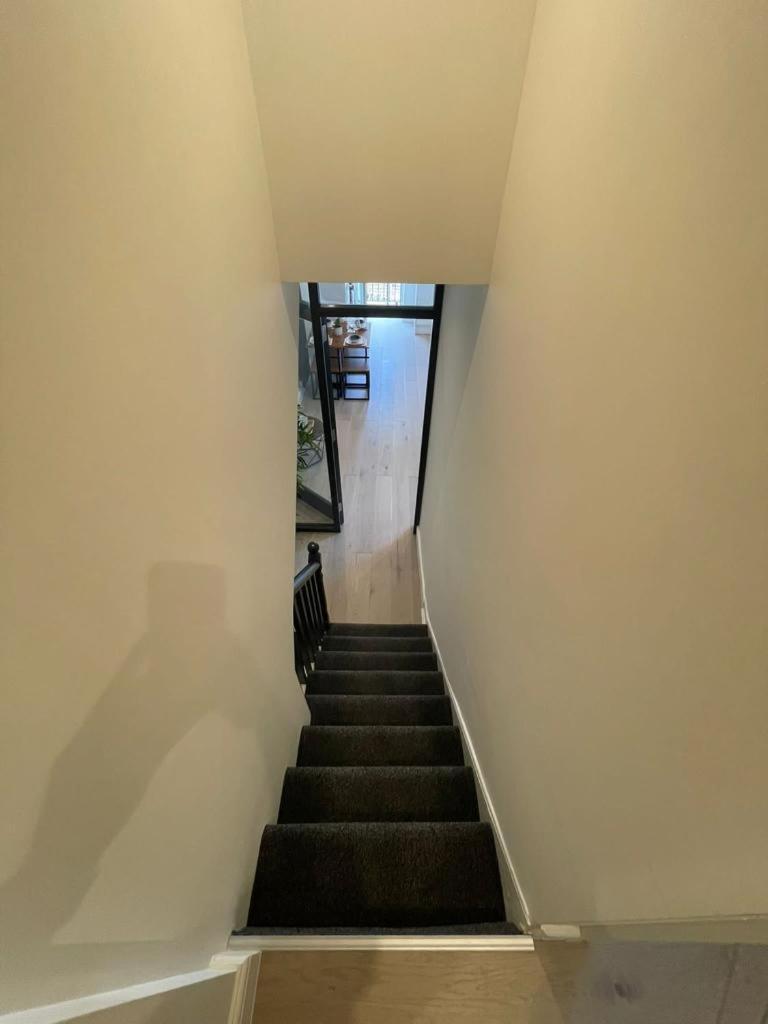 Two Bedroom Apartment - Londra Exterior foto